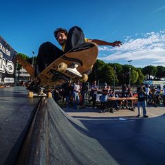 L.Hub Park, Mini Ramp Skate Contest