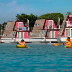 Houseboat River - Marina Azzurra Resort