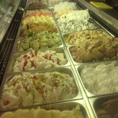 Ice creams at Shaker
