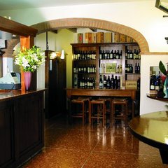 Die Weinbar des Hotels La Pigna