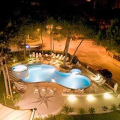 Der Pool des Hotels Mediterraneo in Lignano