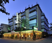 L'hotel Al Prater dall'esterno